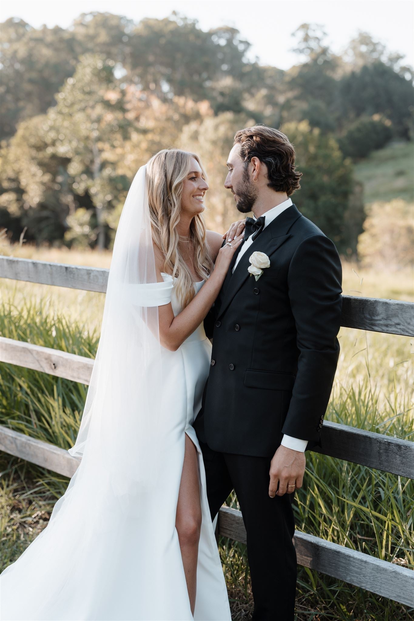 Bespoke vs Made-to-Measure Suits: Which Is Best for You?