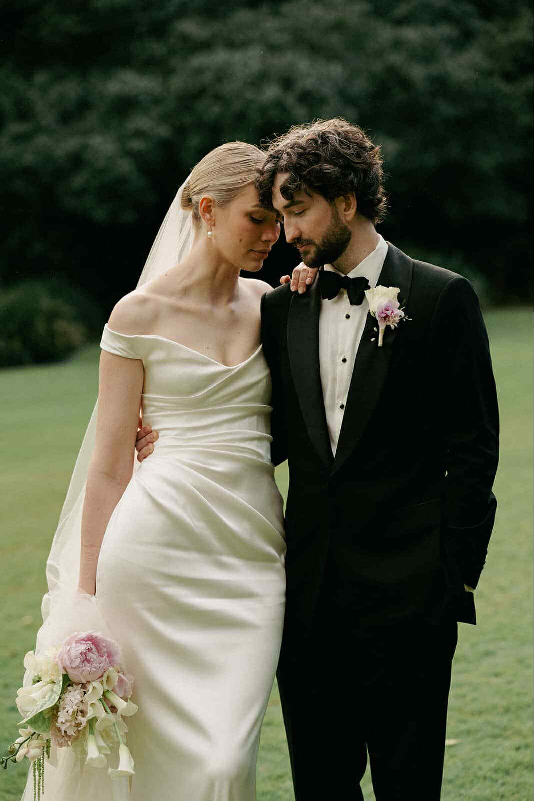 The History of Men's Suits in Australia: From Colonial Times to Modern Tailoring