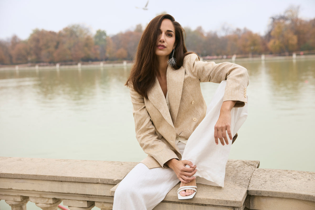 How a Woman’s Suit Should Fit, and What Made to Measure Fixes That Off the Rack Can’t